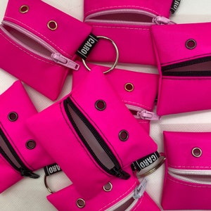 Sleutelhanger van gerecycled canvas - zorgeneter - klein monster - sleuteletui - kleine portemonnee - kleine handtas - neon