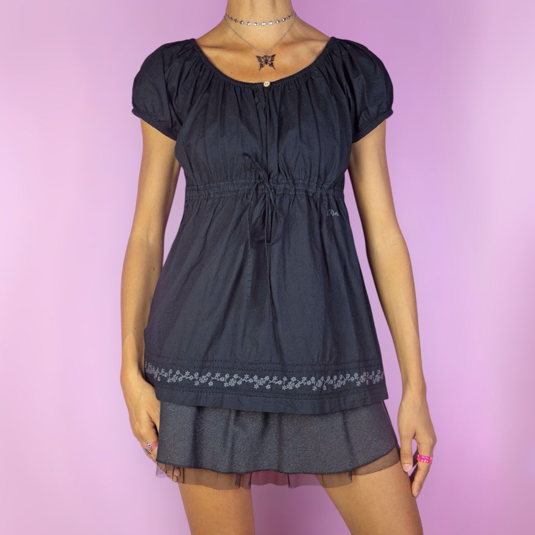 Vintage Y2K Milkmaid Bust Top