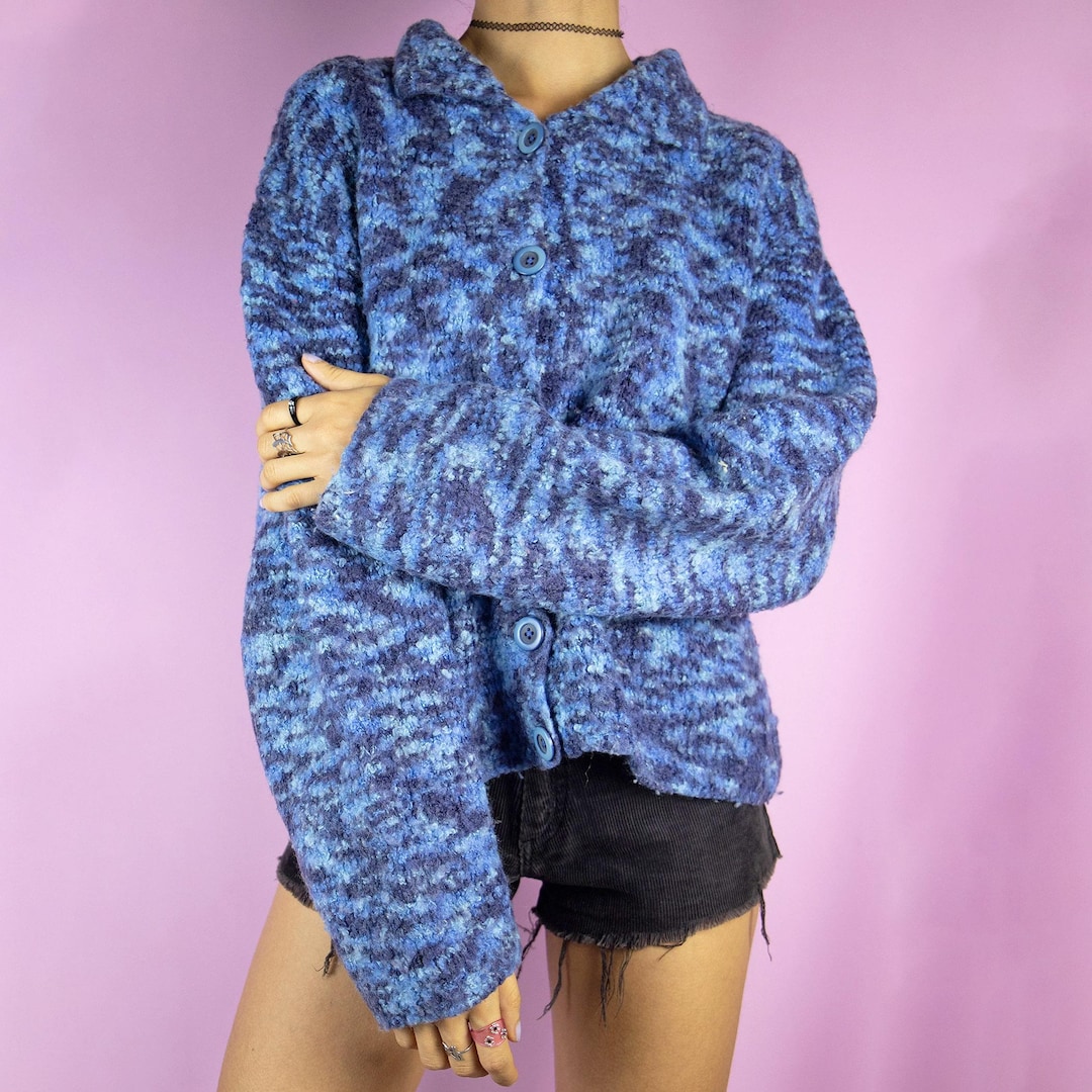 Vintage 90’s beautiful brown knit cardigan