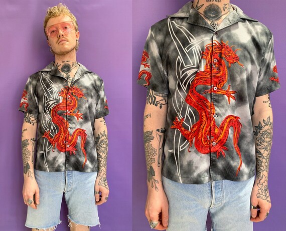00s Y2K Dragon Tribal Top Grijze Tie 