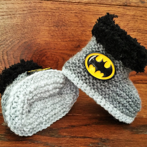 Hand Knitted Baby Boy Booties Boots Slippers Shoes Superhero Bat Grey costume clothes Girl Neutral Black Comic Movie Gift 0-12 Months