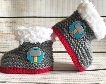 Tricoté à la main bébé chaussons bottes pantoufles chaussures vêtements nordiques Vikings marteau cadeau super-héros fille garçon unisexe Dieu païen 0-12 M