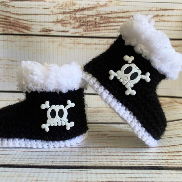 Hand Knitted Goth Baby Boots Skull Booties Slippers Clothes Shoes Gothic Punk Emo Black Halloween Black White 0- 12 Months