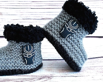 Handgebreide babyslofjes, jongensmeisje superheld pantoffels, komische filmlaarzen, zwarte kattenkleding, uniek handgemaakt douchecadeau pasgeboren-12 M