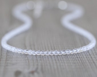 Natuurlijke bergkristal kralen ketting, sterling zilver, goud of rosé goud gevuld, sierlijke heldere kwarts edelsteen choker, lange gelaagdheid ketting