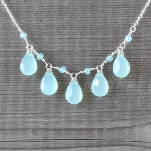 Aqua Chalcedon Bib Halskette in 925 Sterling Silber, 14Kt Gold oder Rosegold filled, Blau Grün Edelstein Wire Wrapped Statement Schmuck