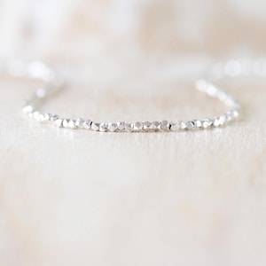 Collana in argento sterling e pregiato, girocollo in argento della tribù Karen Hill, collana lunga e delicata a strati per donna, gioielli minimalisti con piccole perline