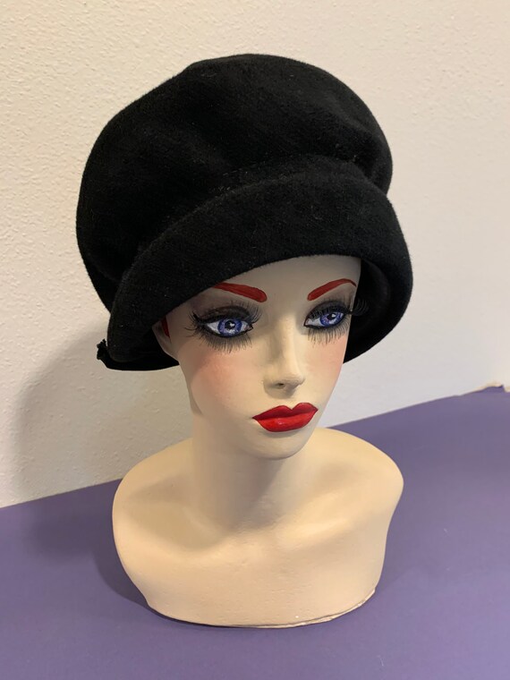 Vintage Black Velour Hat With Bow In Back ~ 1930'… - image 4