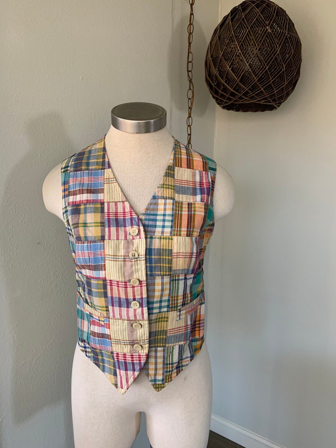 Vintage Cotton Sleeveless Vest With Stand Collar And Pom Pom Print For Vintage Fashion Lovers