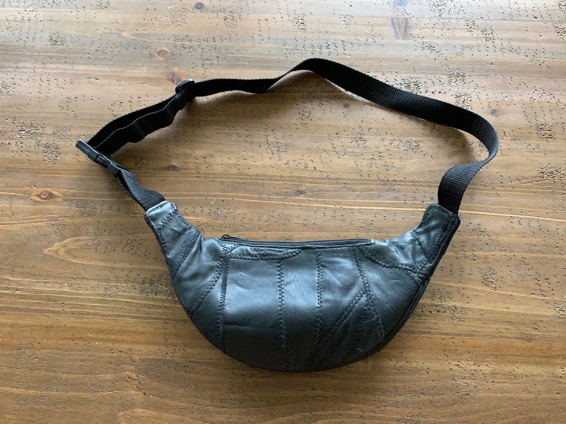 Vintage Early 1980s Fanny Pack Black Leather 2 Etsy