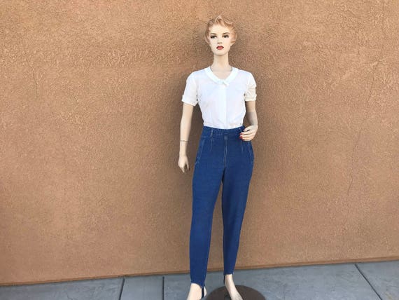 Vintage Jeans Pants ~ High Waisted Jeans ~ Zips Up