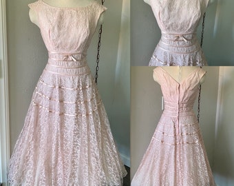 Vintage 1950’s Dress  ~  Soft Pink Blush Lace Fitted And Flared, Satin Lined, Zips Up The Back, Great Condition