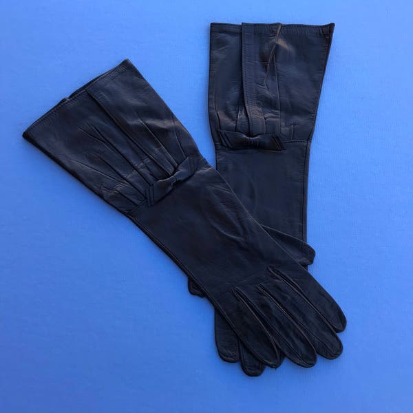 Vintage French Leather Gloves ~ 1960's  Black Kid Leather, Mid Length With Bows ~ Size 6 1/2, Made In France, Great Quality and Condition