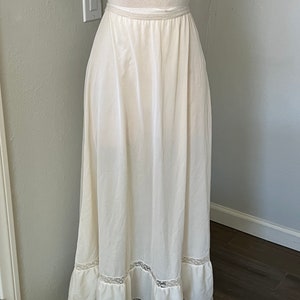 1970's Vintage Long Half Slip Light Beige Nylon and Lace - Etsy