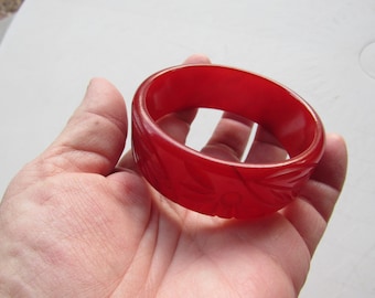 Cherry Red Semi Translucent Carved BAKELITE Bangle Tested