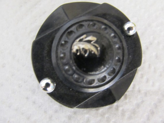 1950s Black BAKELITE Brooch or Pin TESTED - image 2