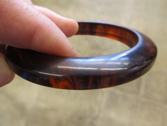 1950s Rootbeer Bakelite Bangle Chunky and Tested - image 3
