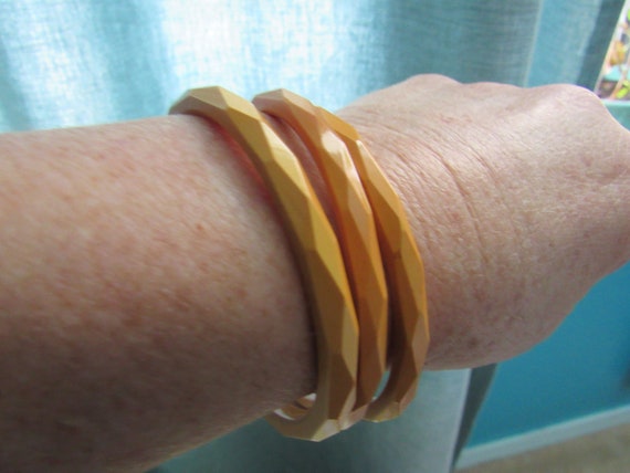 Set of 3 Faceted Butterscotch BAKELITE Bangles - image 1