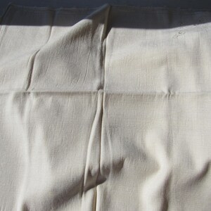 Lot de 7 serviettes beiges fleuries image 4