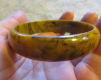 Sale! 1950s Mississippi Mud BAKELITE Bangle Bracelet TESTED