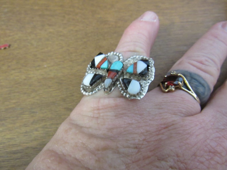 Antique Silver Turquoise Coral /& MOP ZUNI Ring Sz 6
