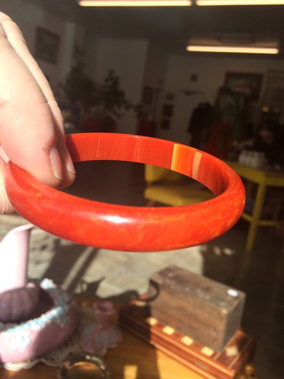 1950s Orange Marbled Bakelite Bangle Teated