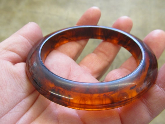 1950s Rootbeer Bakelite Bangle Chunky and Tested - image 1