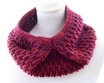 NEW! Crochet COWL PATTERN Crinkle Wrinkle Cowl - quirky cowl with large fold - relaxing quick make in beautiful textured stitch pattern