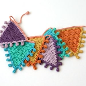 Crochet PATTERN: Bunting, Flags with Bobble Edging in various sizes with Photo Tutorial image 5