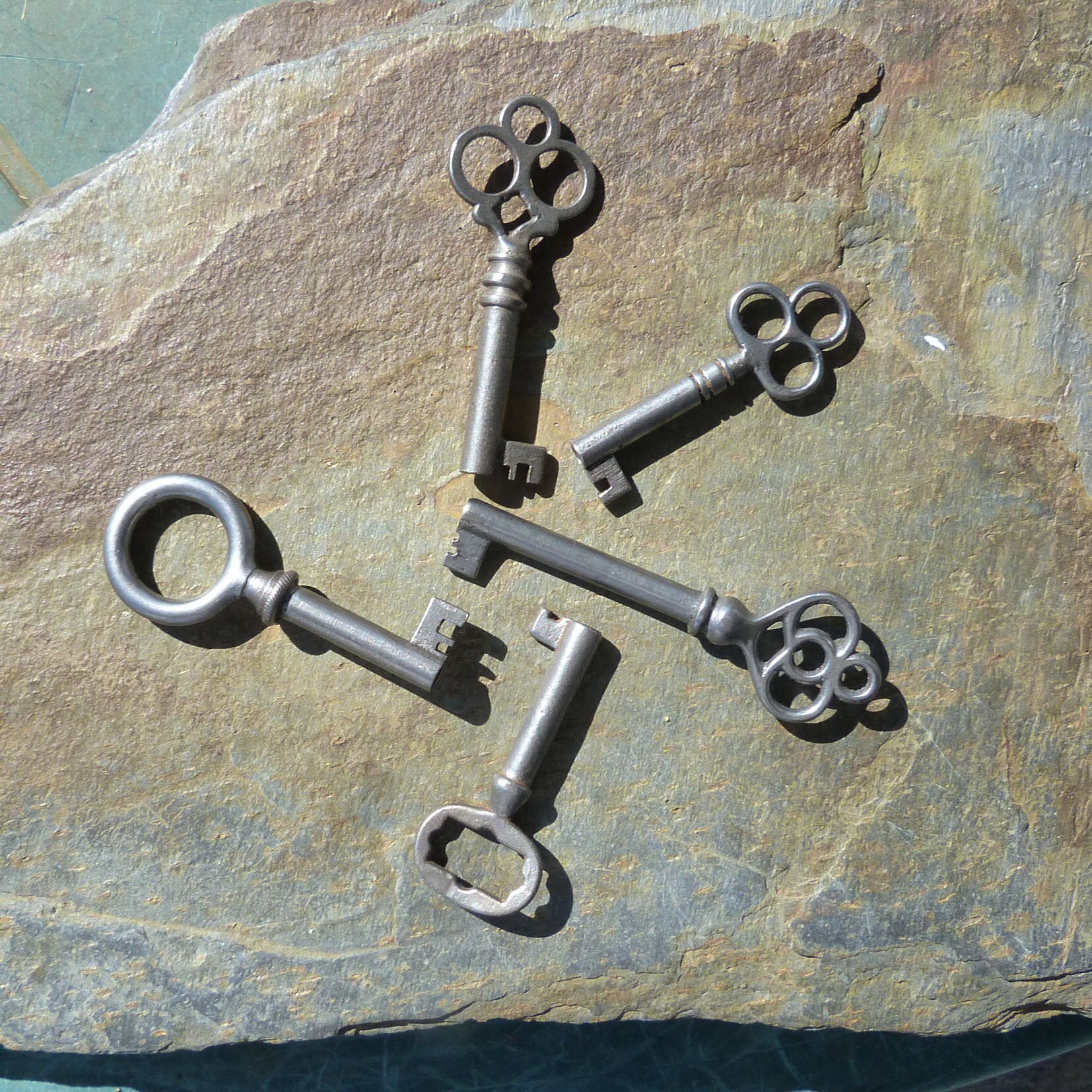 5 Antique Furniture Keys Keys Antique Barrel Keys Etsy