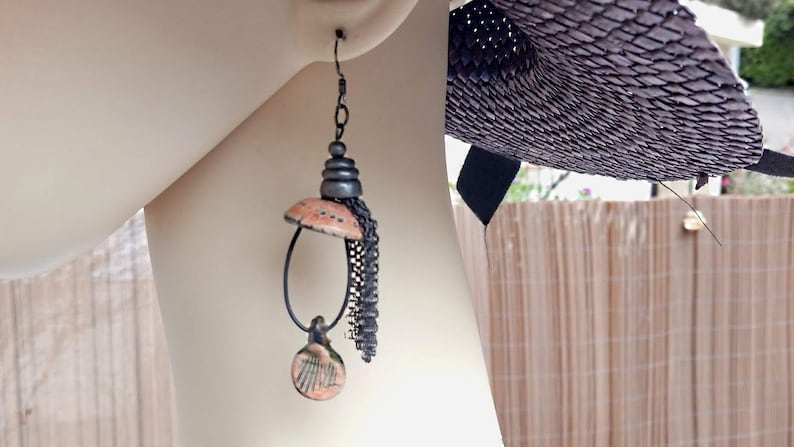 Long ceramic earrings and aged silver metal with silver ties 925