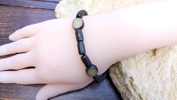 Cadeau parfait, Bracelet naturel extensible avec perles en ivoire végétal noir et gris