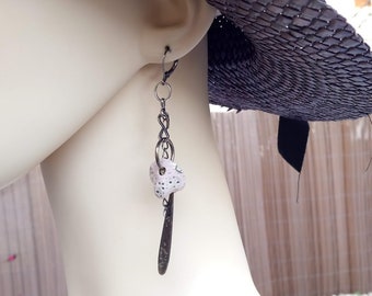 Perfect gift, White ceramic charm earrings with pink nuances from MooCreation, Tibetan silver charms