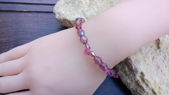 Cadeau parfait, Bracelet extensible rose avec perles en verre et perles en cristal de haute qualité