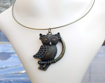 Perfect gift, Owl pendant choker necklace in nickel-free bronze metal