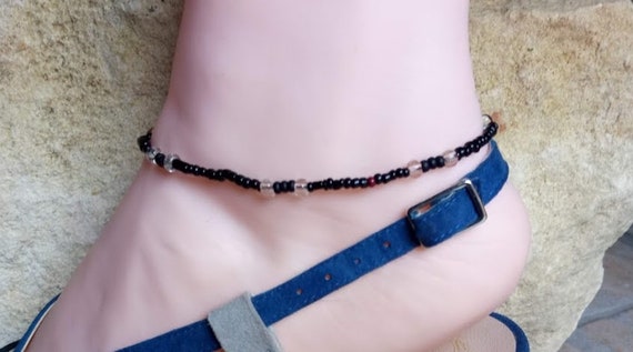 Perfect Gift Sturdy Stretch Ankle Bracelet With Black and Clear