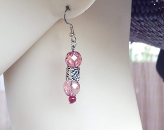Regalo perfecto, pendientes de cuentas de cristal rosa y metal plateado, ganchos de plata 925.