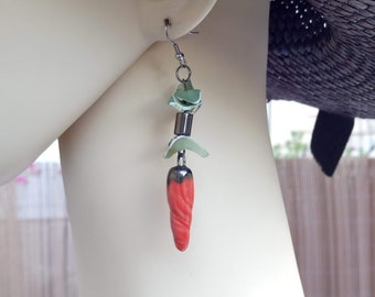 Perfect gift, chip earrings in nuanced mother-of-pearl, hematite and red and green ceramic beads, stainless steel fasteners