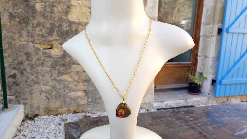 Perfekt present, halsband med hjärthänge i kristall och strass, guldkedja med karbinlås bild 5