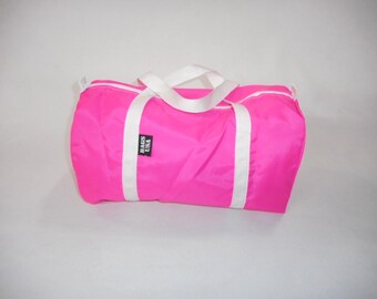 made. Sport gym bag,beach bag,Dome shape flat bottom most durable nylon U.S.A 