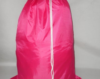 1 Laundry Bag-Locking Drawstring Closure and Machine Washable Fit a Laundry Basket,assorted colors.