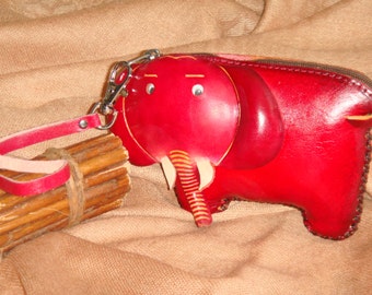 Genuine leather Change/coin Purse/cards holder. A Whole Elephant pattern wallet. Zipper closure, Red.