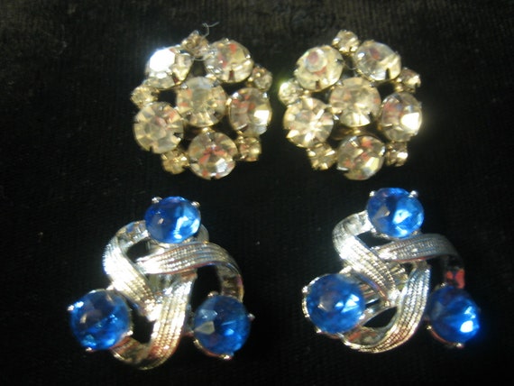 Vintage 2 Pair Rhinestone Earrings Clear & Blue C… - image 3