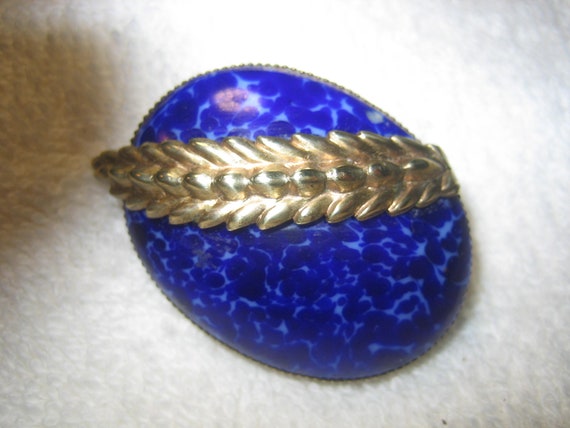 Vintage Large Blue Speckled Glass Brooch - image 2