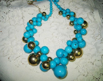 Vtg. Turquoise & Gold Bold Cluster Beaded Necklace