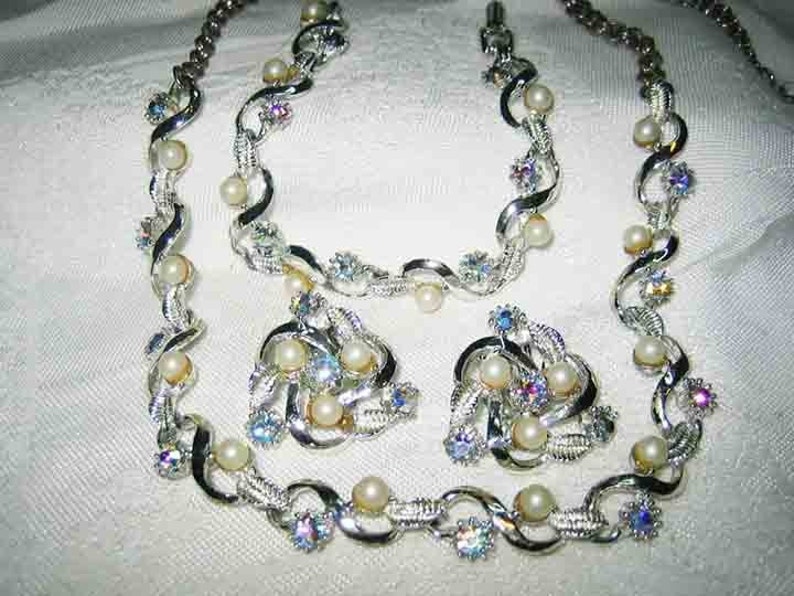 Vintage Blue AB Rhinestone Necklace Bracelet /& Earrings