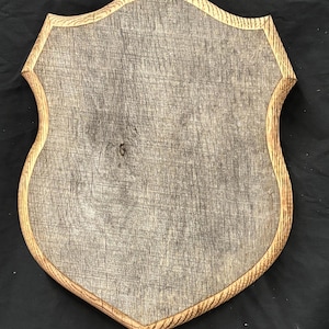 Barnwood Standard Horn Plaque  **Taxidermy..Antler Plaque**