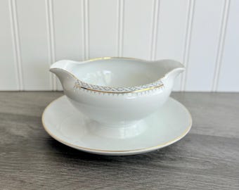 Vintage Tirschenreuth Bavaria German Porcelain Gravy Boat