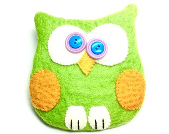 Owl Bag Green/gift/hoot/change purse/2018/felted wool