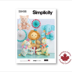 Könnte beinhalten: Ein Simplicity-Schnittmuster mit Designs für Stofftiere. Das Cover zeigt eine Katze, einen Löwen, einen Elefanten, ein Einhorn und eine Giraffe, jeweils mit einzigartigen Farben und Details. Das Muster ist mit "easy-to-sew" gekennzeichnet und enthält eine kanadische Flagge.
